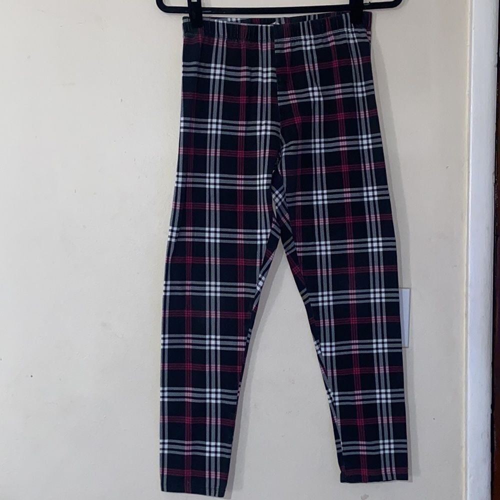 10/$50 No Boundaries Junior Loggins Streh Size L (11-13)